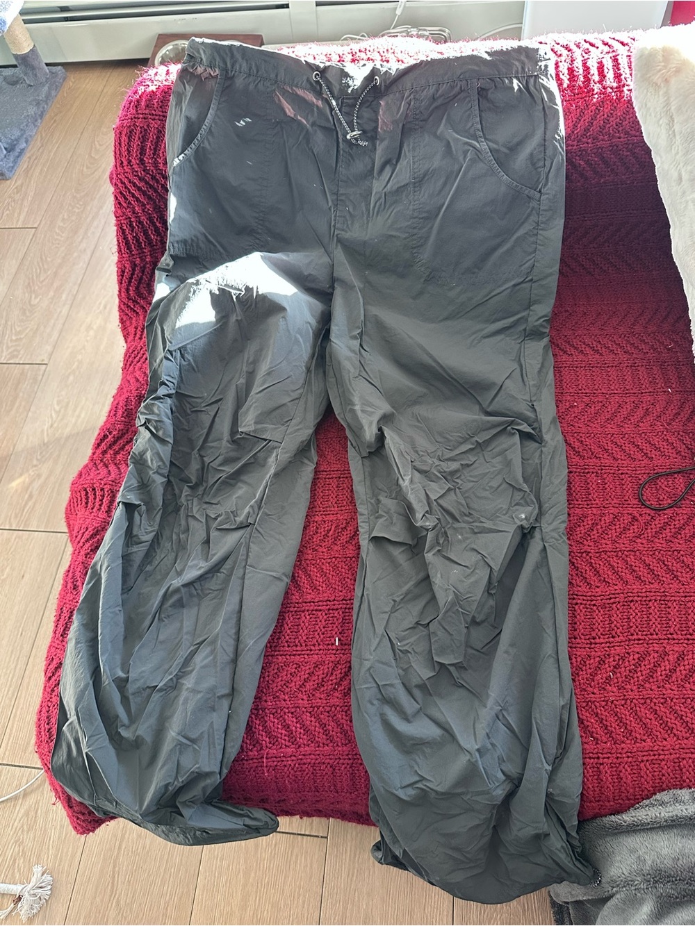 Cotton:ON women’s size 6 parachute pants